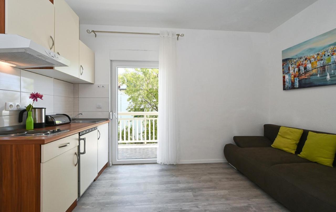 Apartments Villa Filip Trogir Exteriör bild